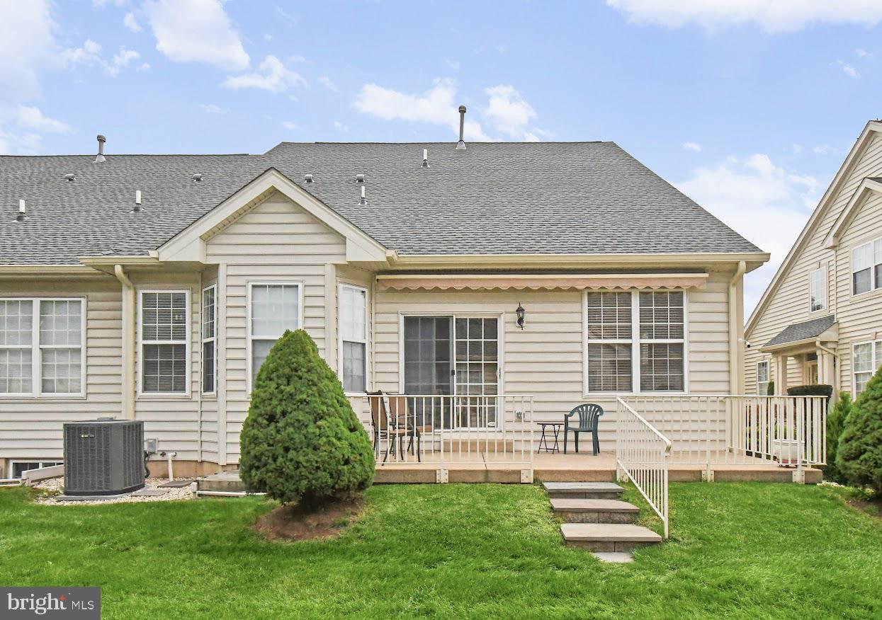 1710 Nottingham Ct Property Photo 33