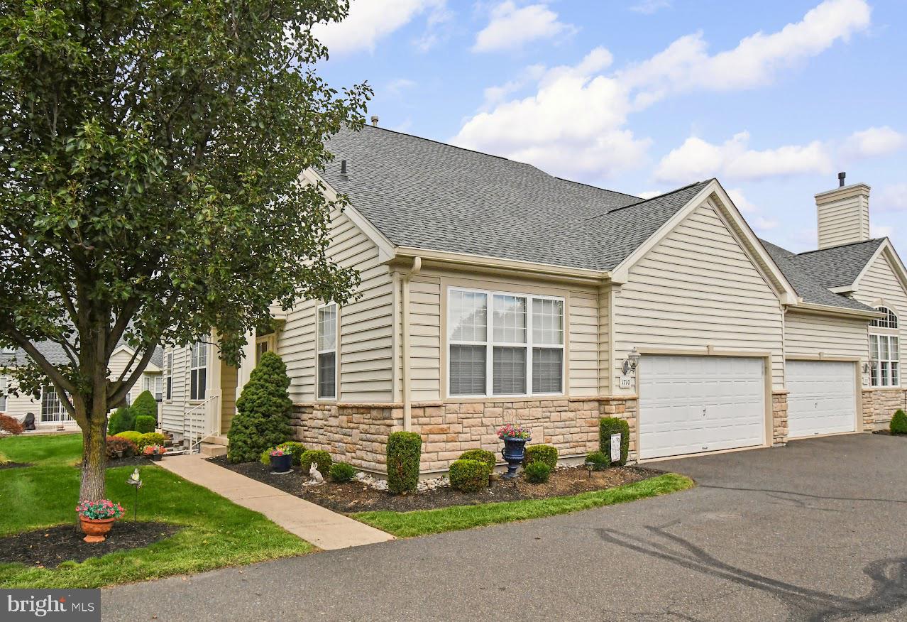 1710 Nottingham Ct Property Photo 45