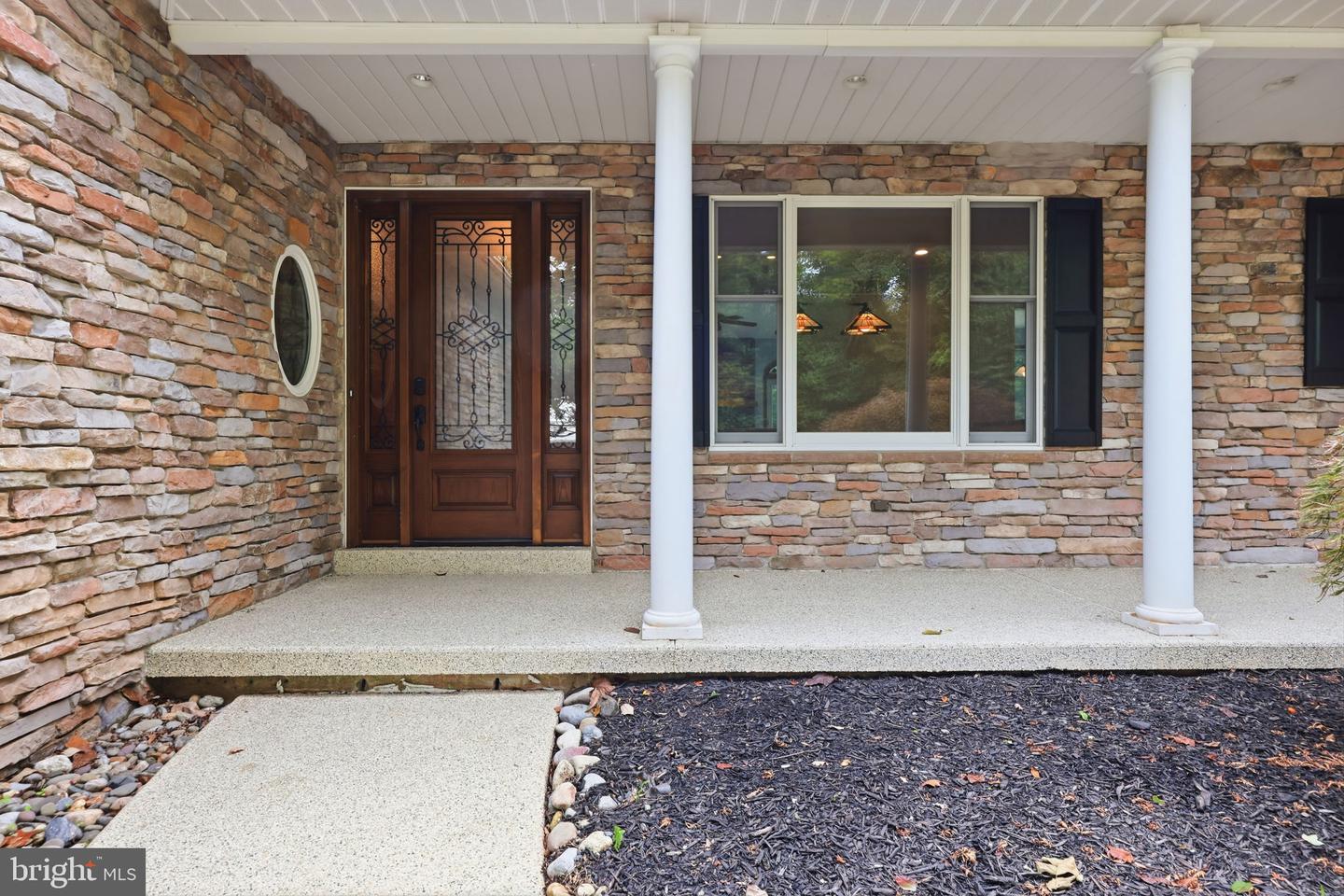 1669 Fennel Rd Property Photo 4