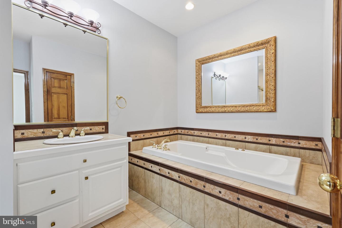 1669 Fennel Rd Property Photo 38