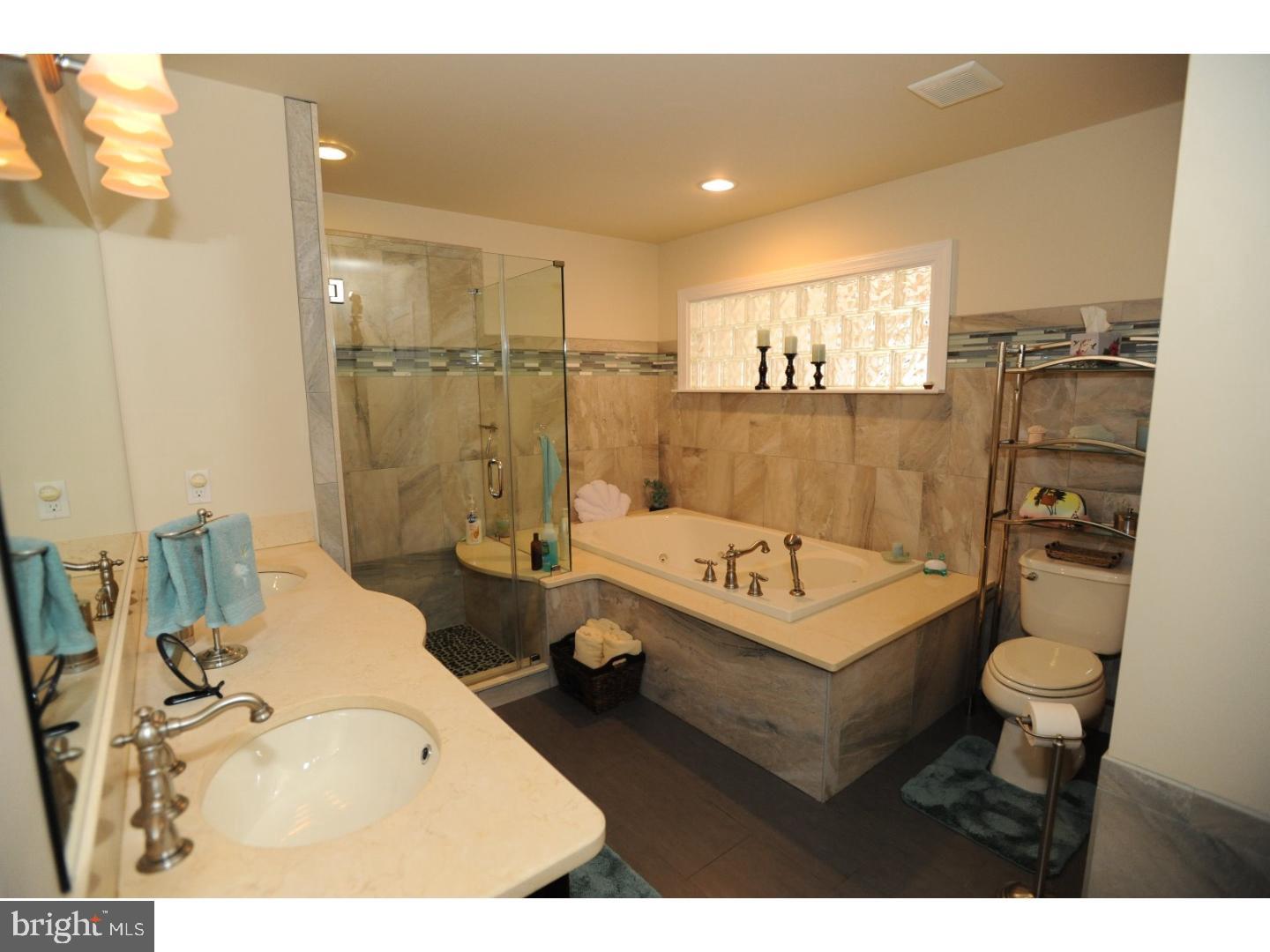 3149 Independence Ct Property Photo 4