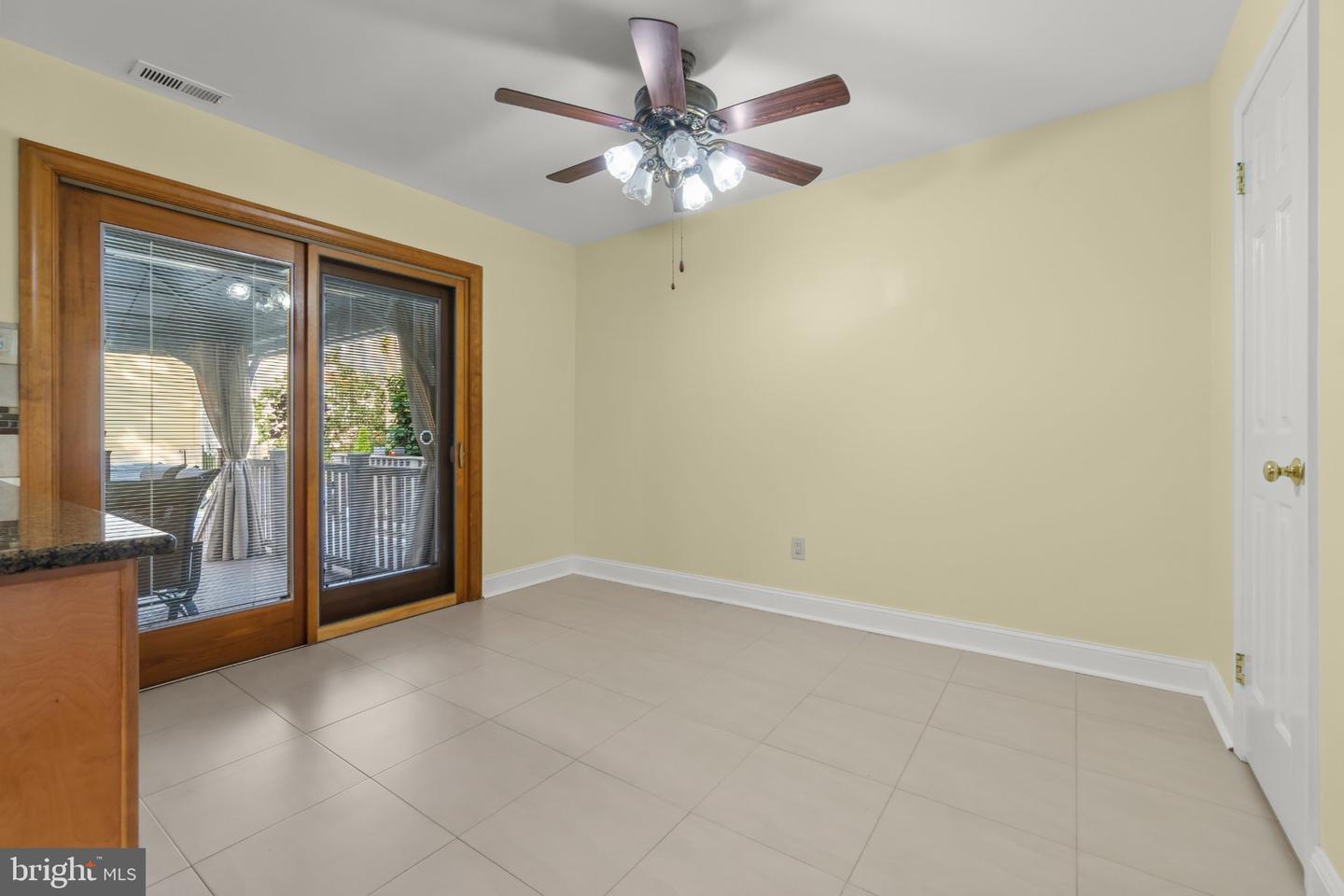 1023 Oldham Ct Property Photo 6