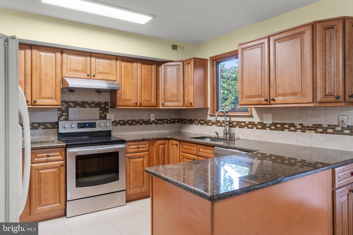 1023 Oldham Ct Property Photo 8