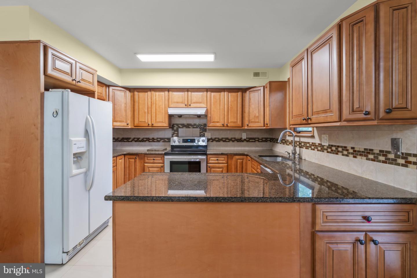 1023 Oldham Ct Property Photo 9