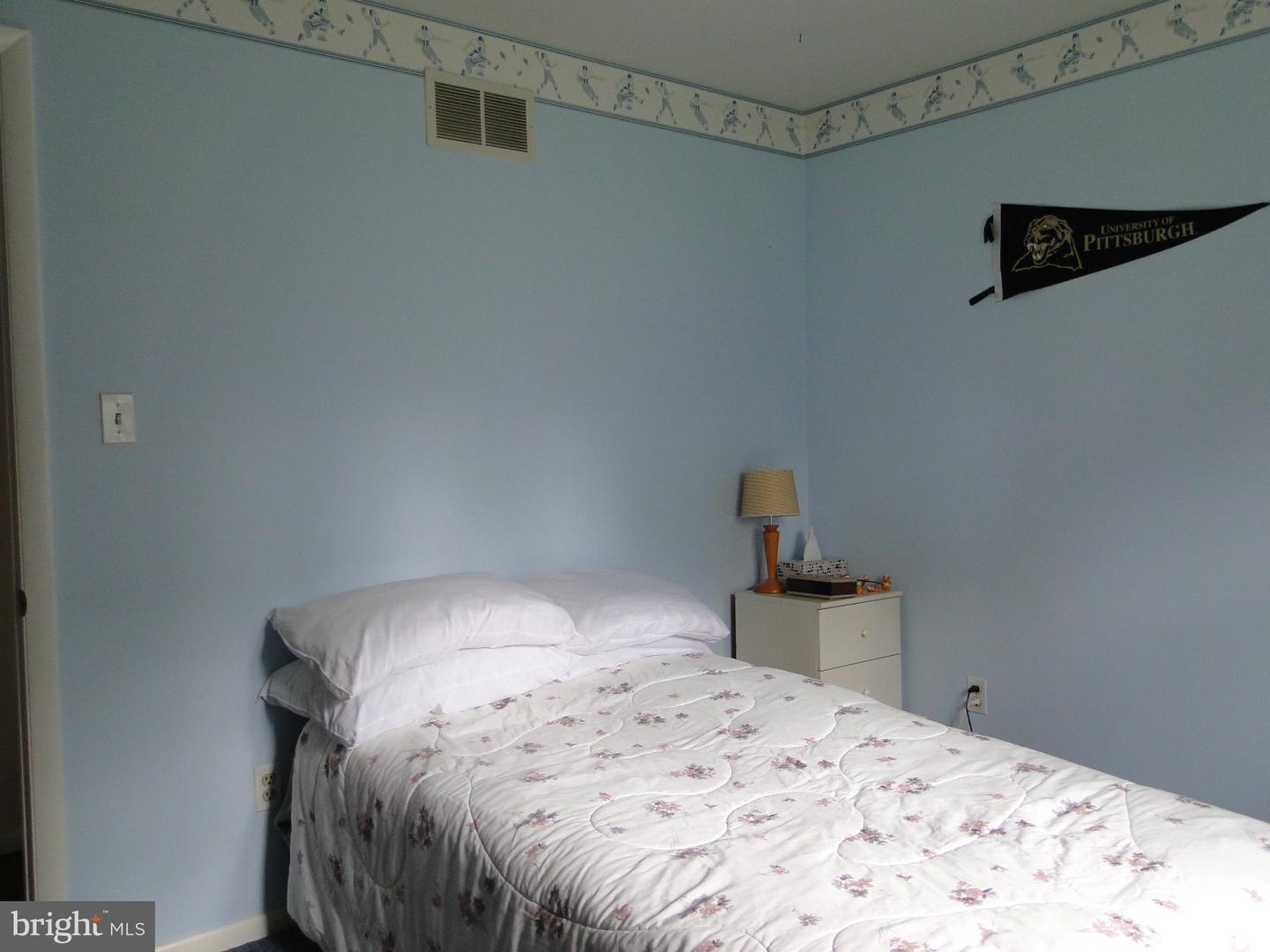 8 Clover Ln Property Photo 23