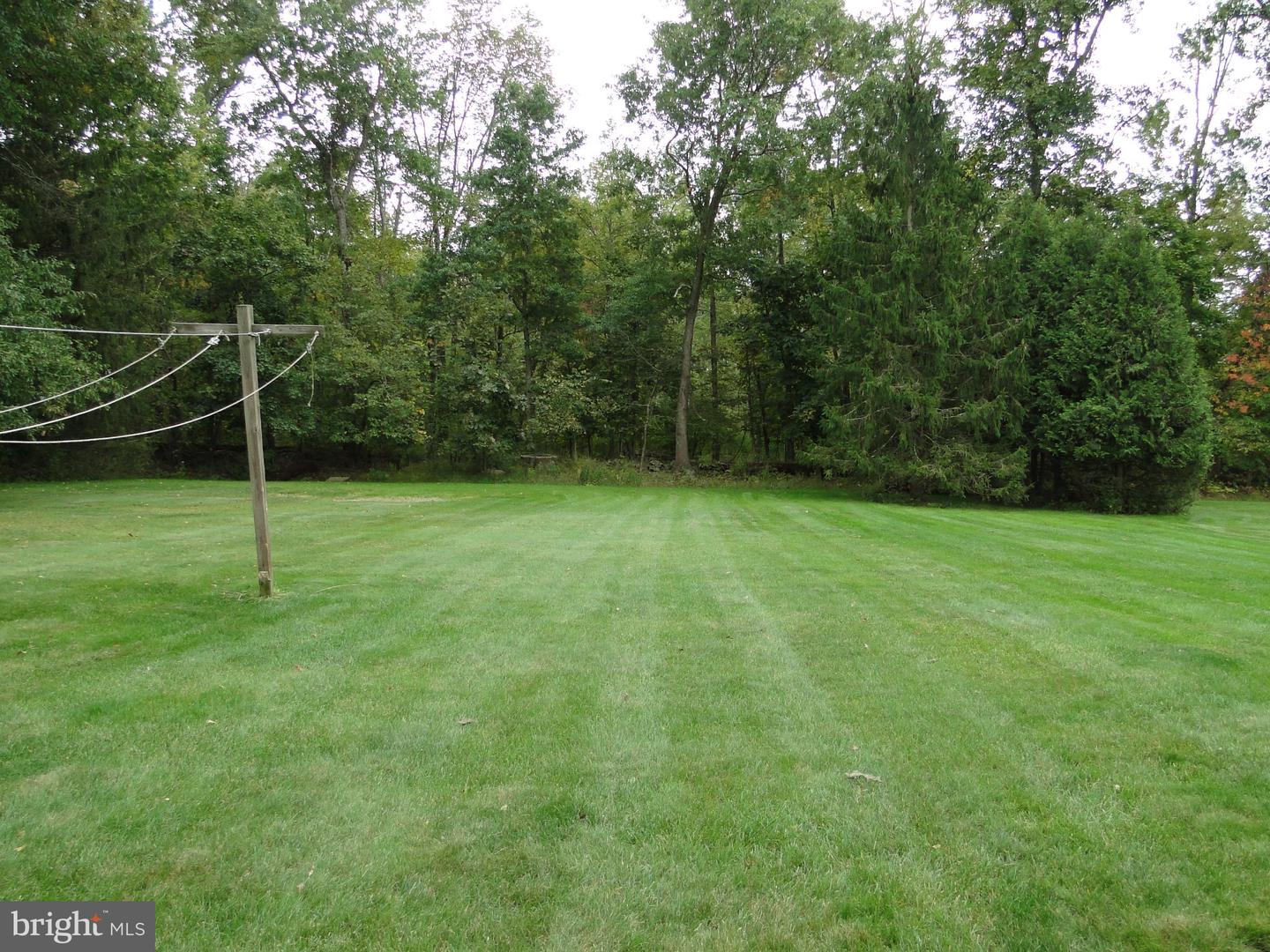 8 Clover Ln Property Photo 35