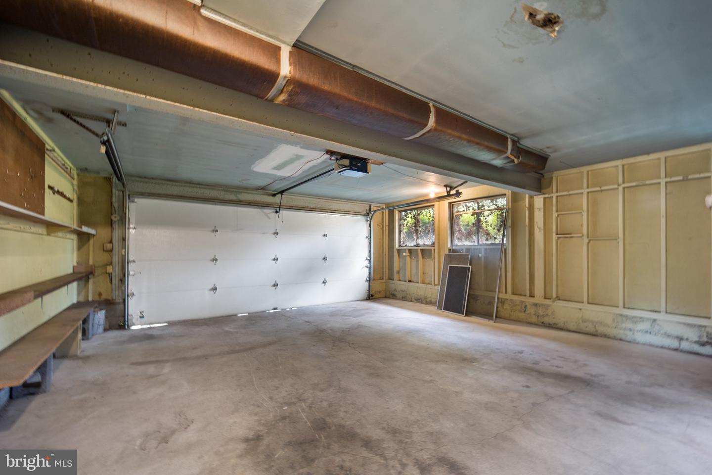 1911 Woodland Dr Property Photo 38