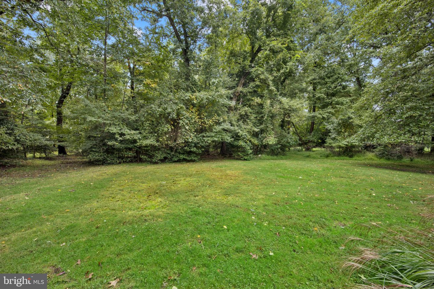 1911 Woodland Dr Property Photo 40