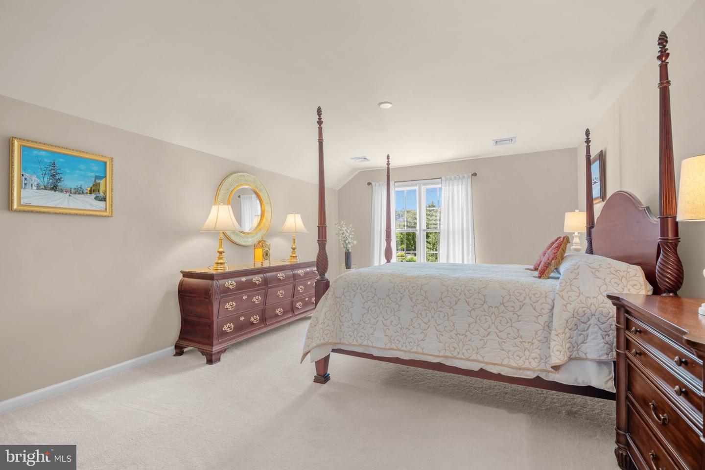 1102 Briar Way Property Photo 27