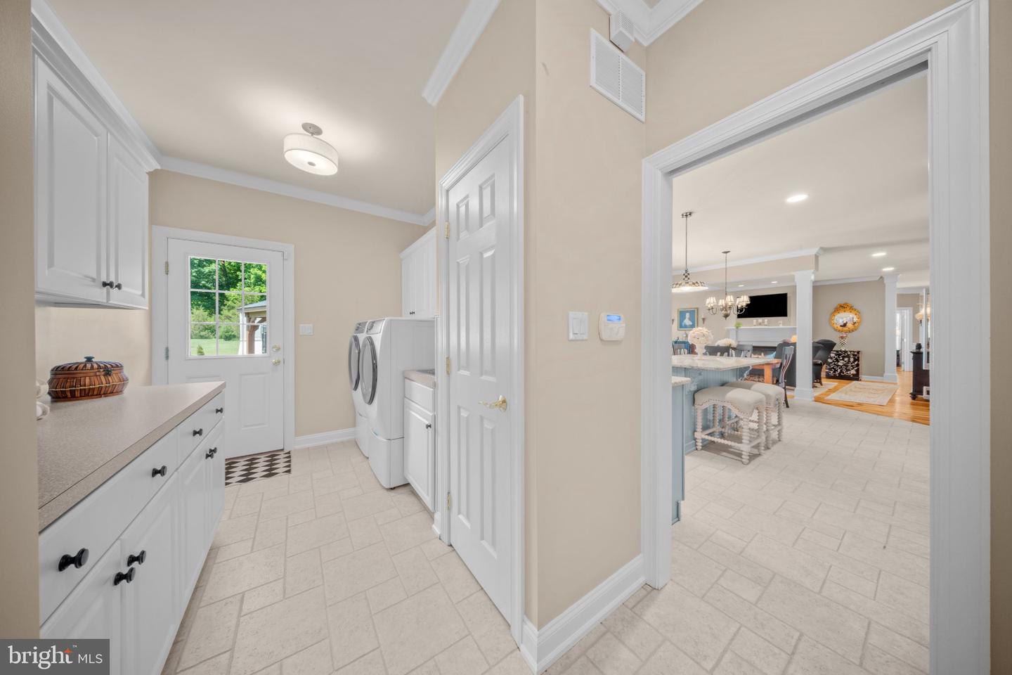 1102 Briar Way Property Photo 34