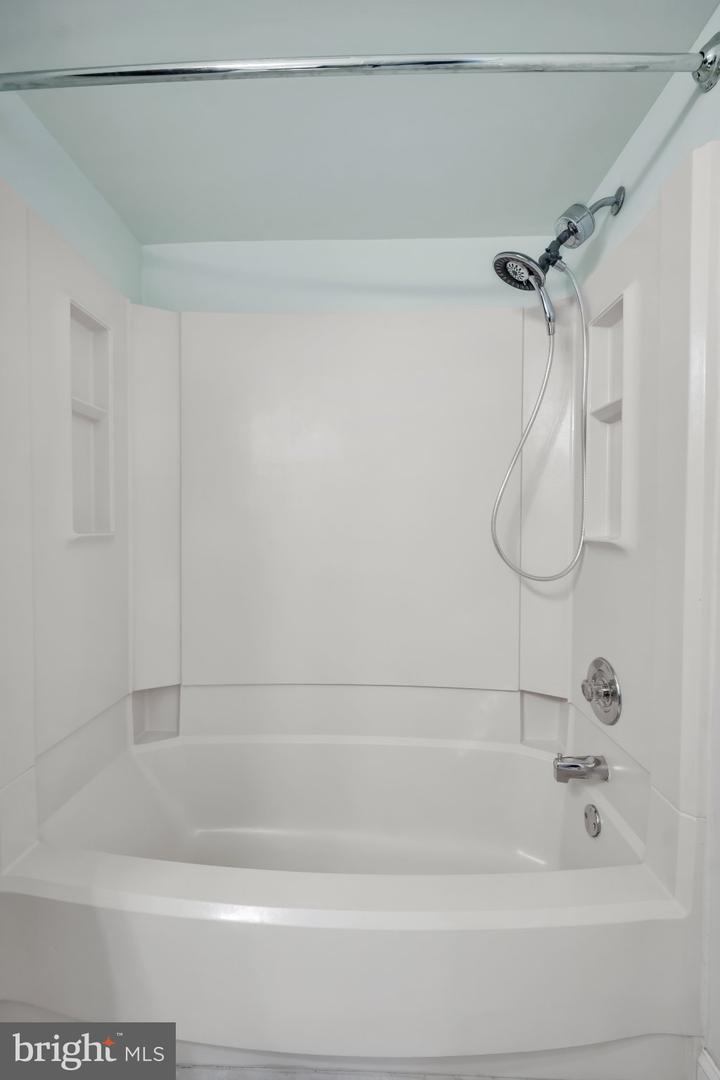 115 Mulberry Dr Property Photo 17