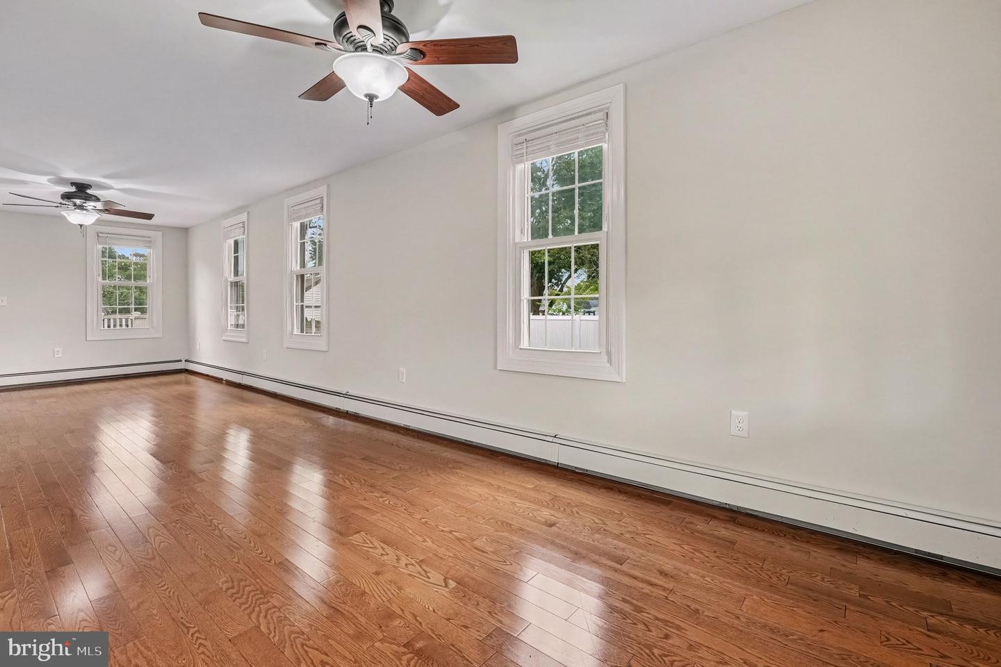 2724 New Falls Rd Property Photo 13