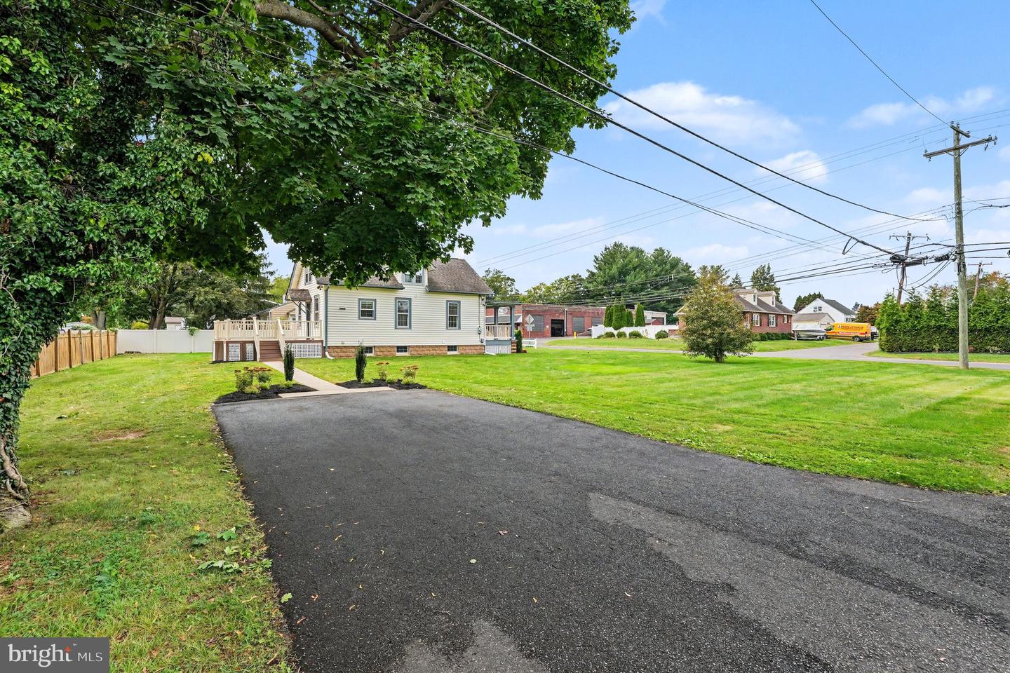 2724 New Falls Rd Property Photo 33