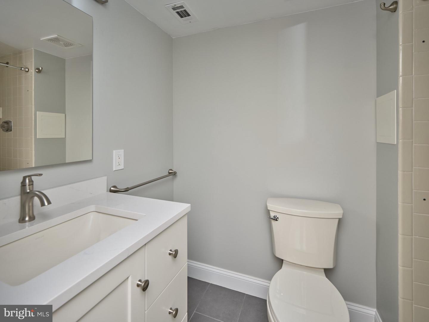 171 Shire Dr #17a Property Photo 15