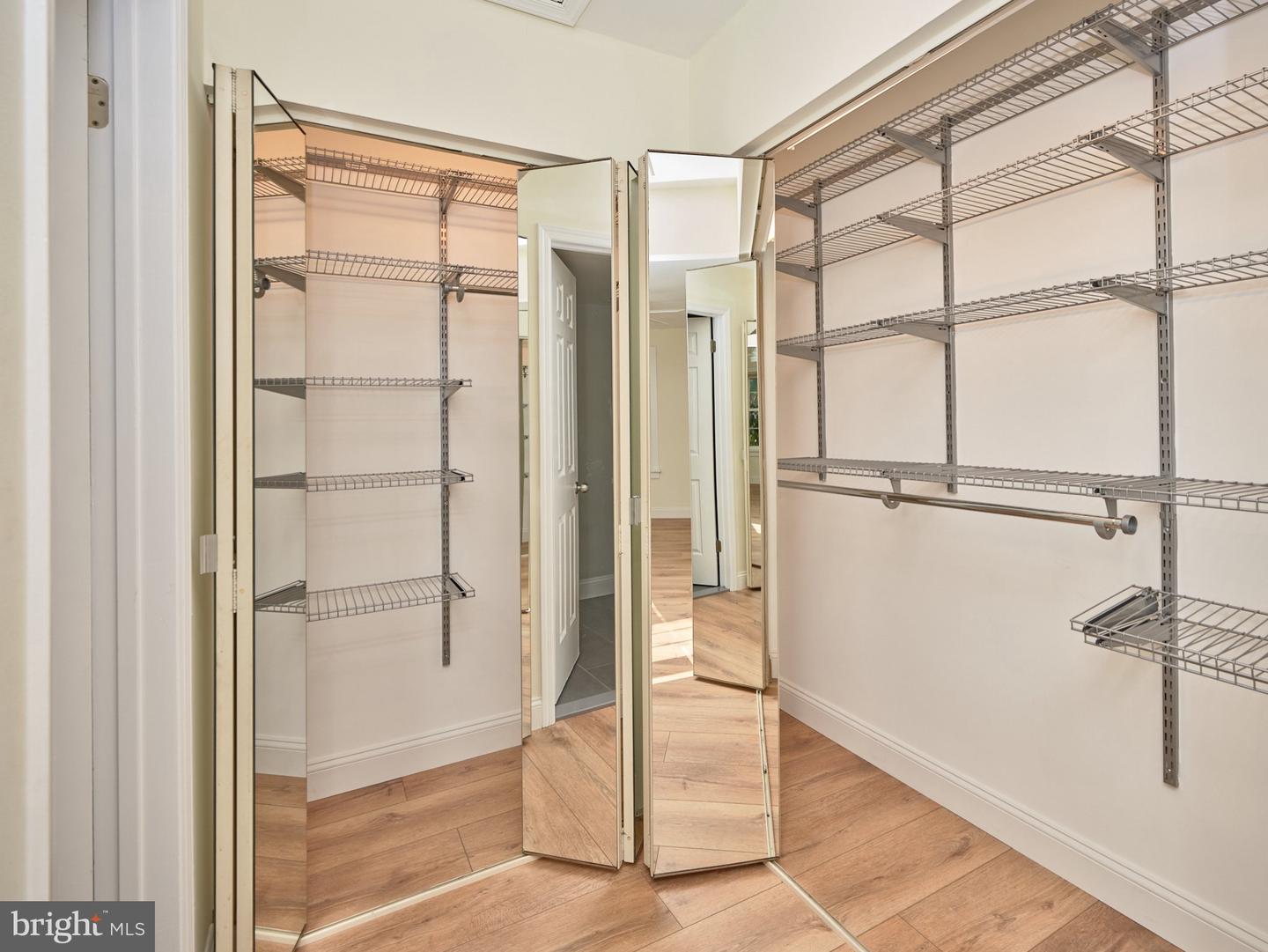 171 Shire Dr #17a Property Photo 17