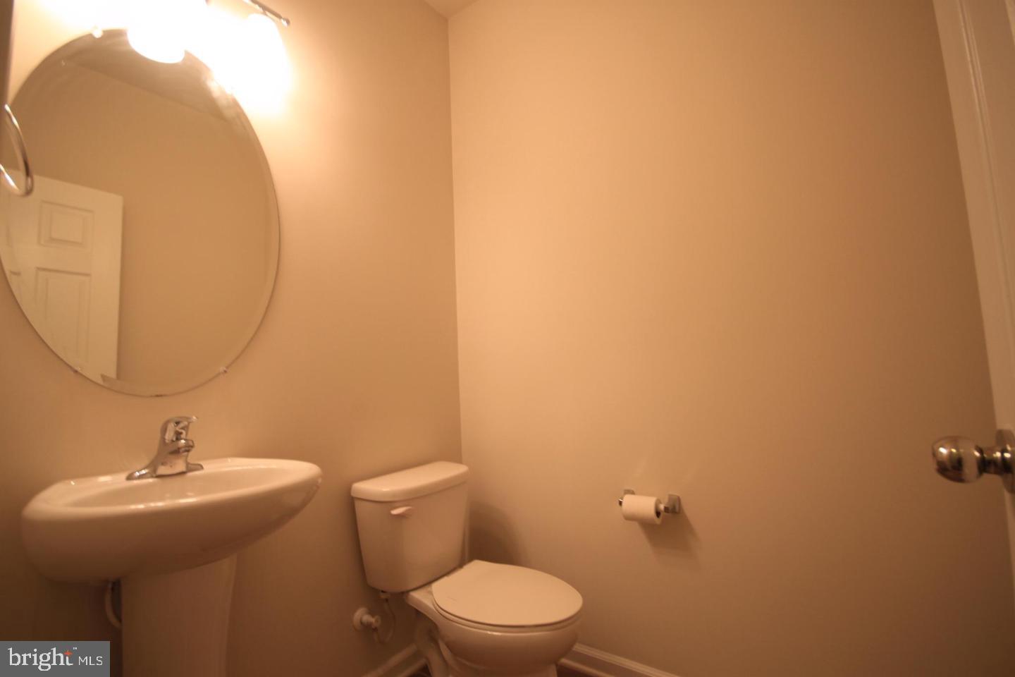 111 Admiral Ln Property Photo 30