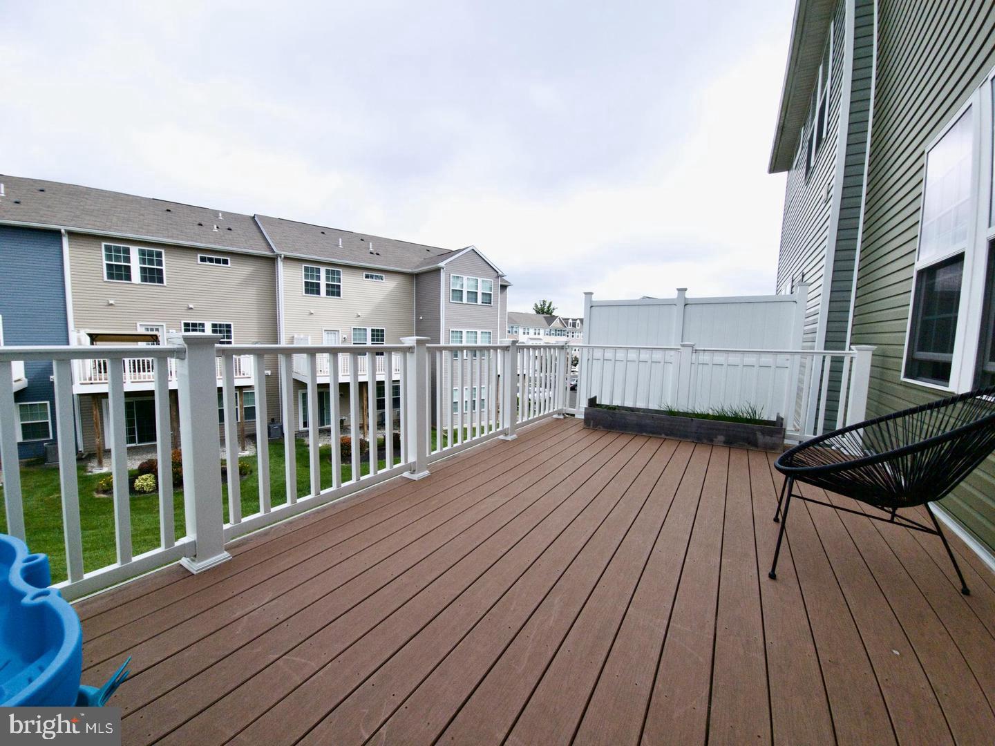111 Admiral Ln Property Photo 33