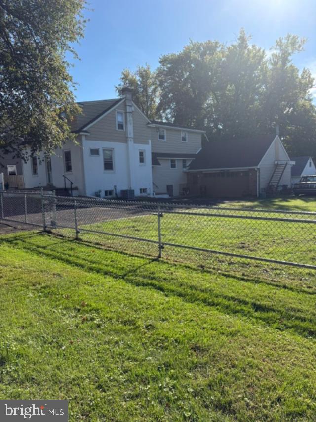 1124 Lowell Ave Property Photo 1