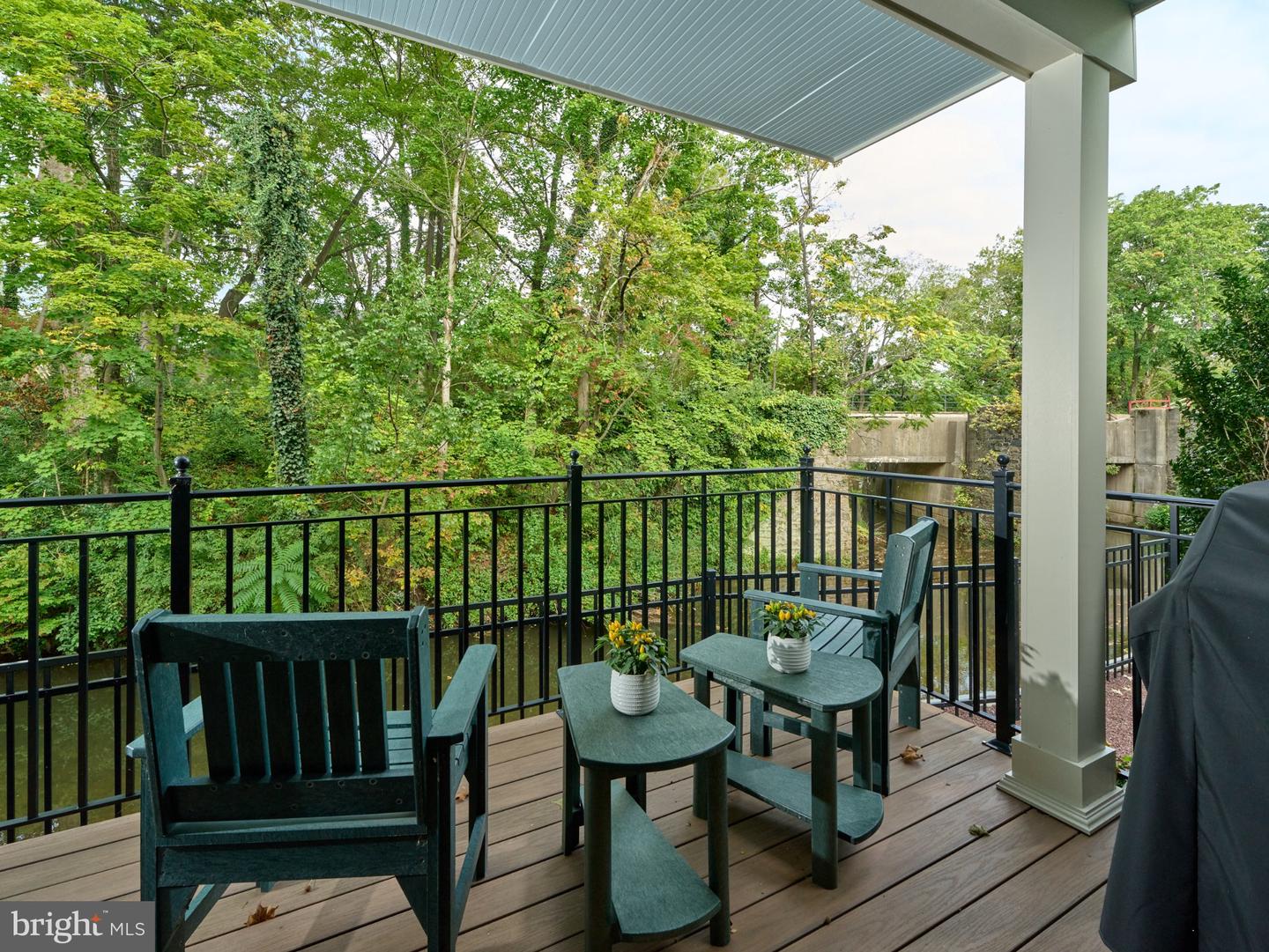 12 Canal St Property Photo 30