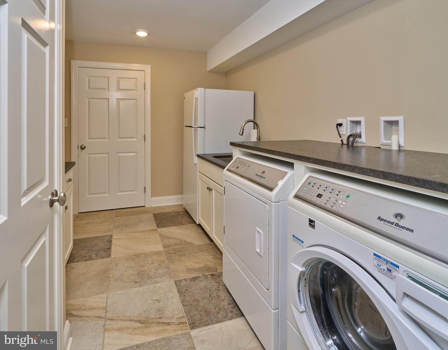 12 Canal St Property Photo 41