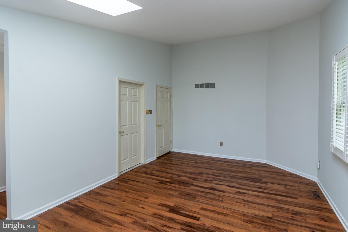142 Summerhill Ct Property Photo 32