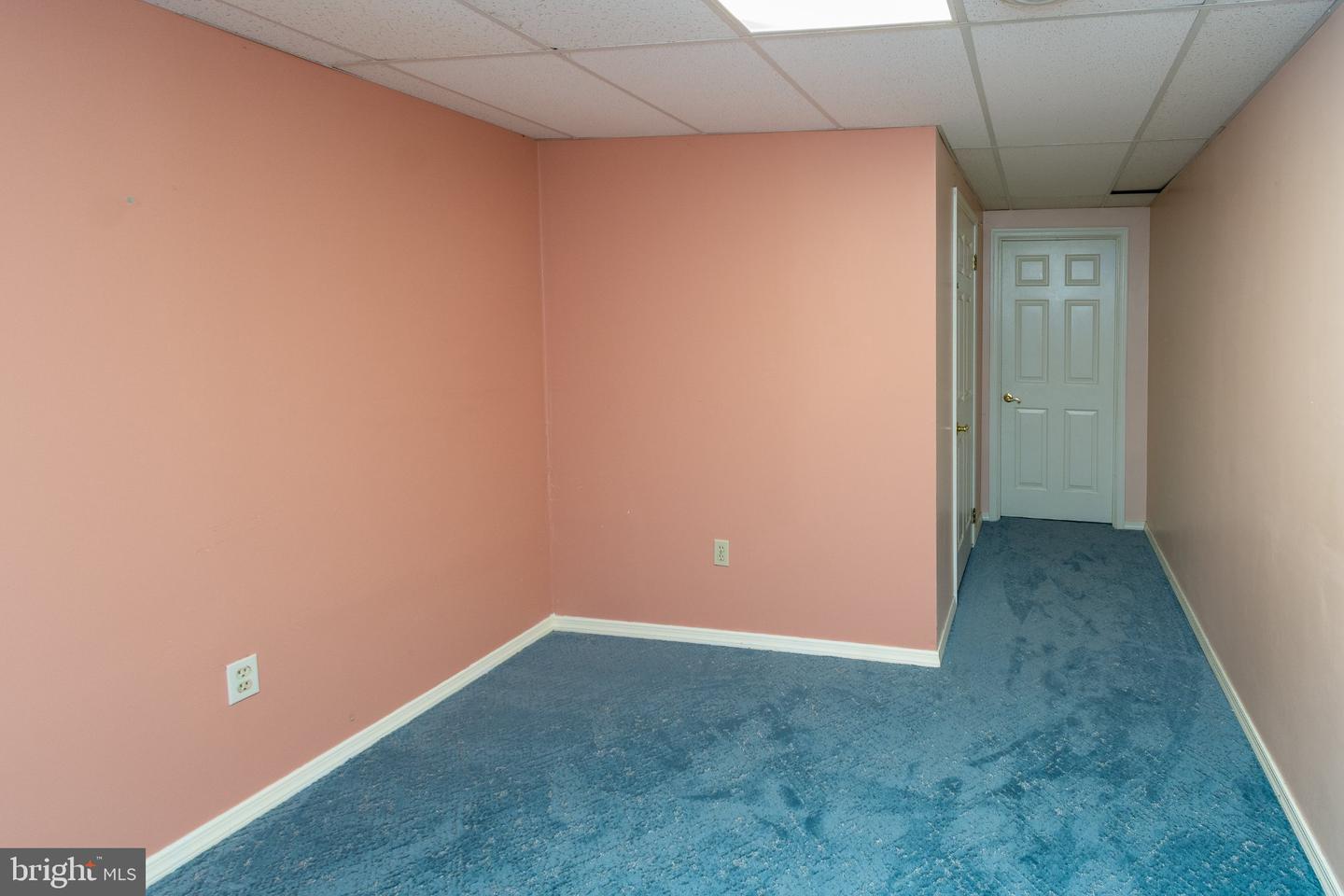 142 Summerhill Ct Property Photo 42