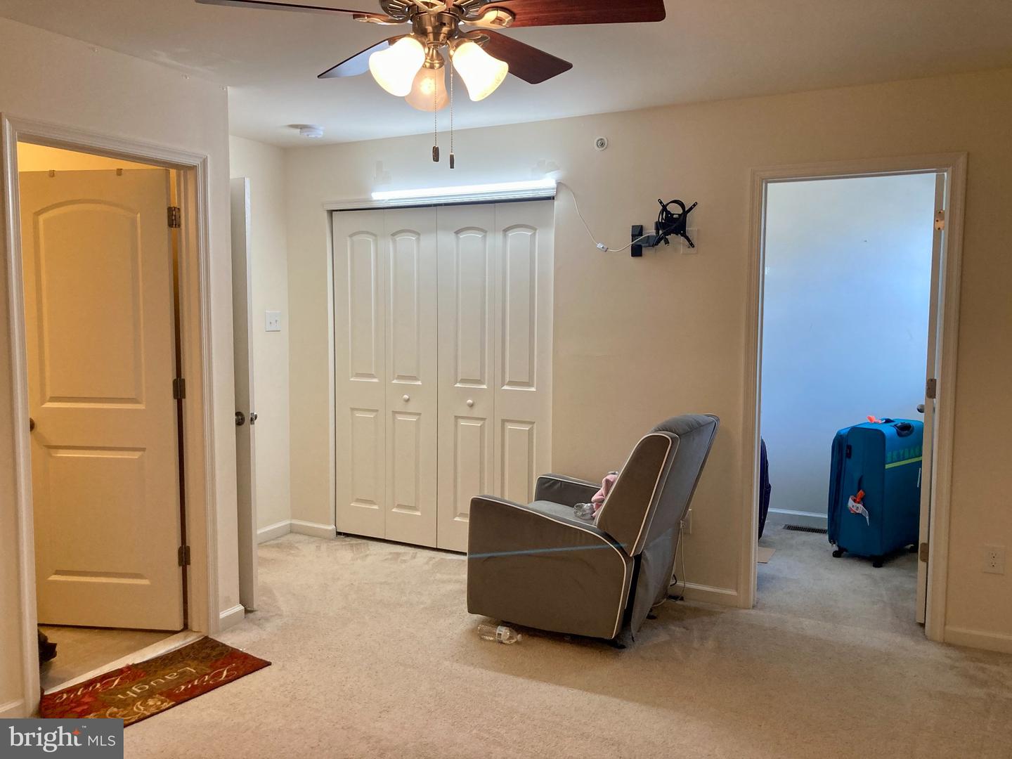 106 Mercer Ct Property Photo 6