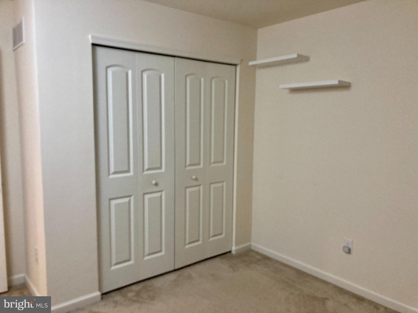 106 Mercer Ct Property Photo 13