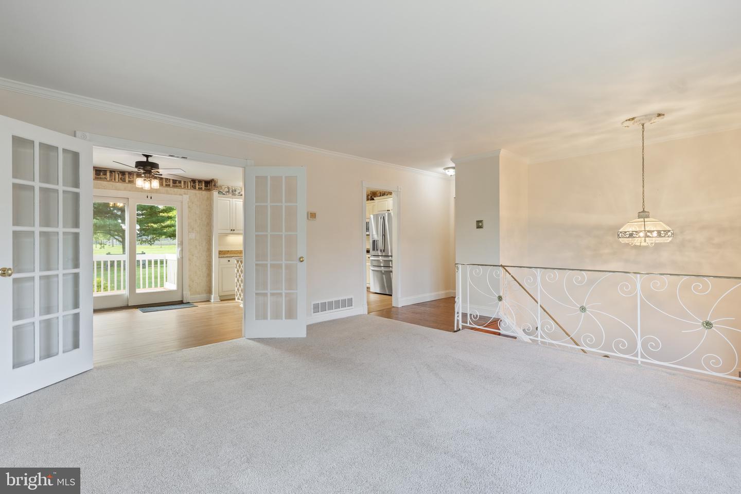 2120 Greyhorse Dr Property Photo 6