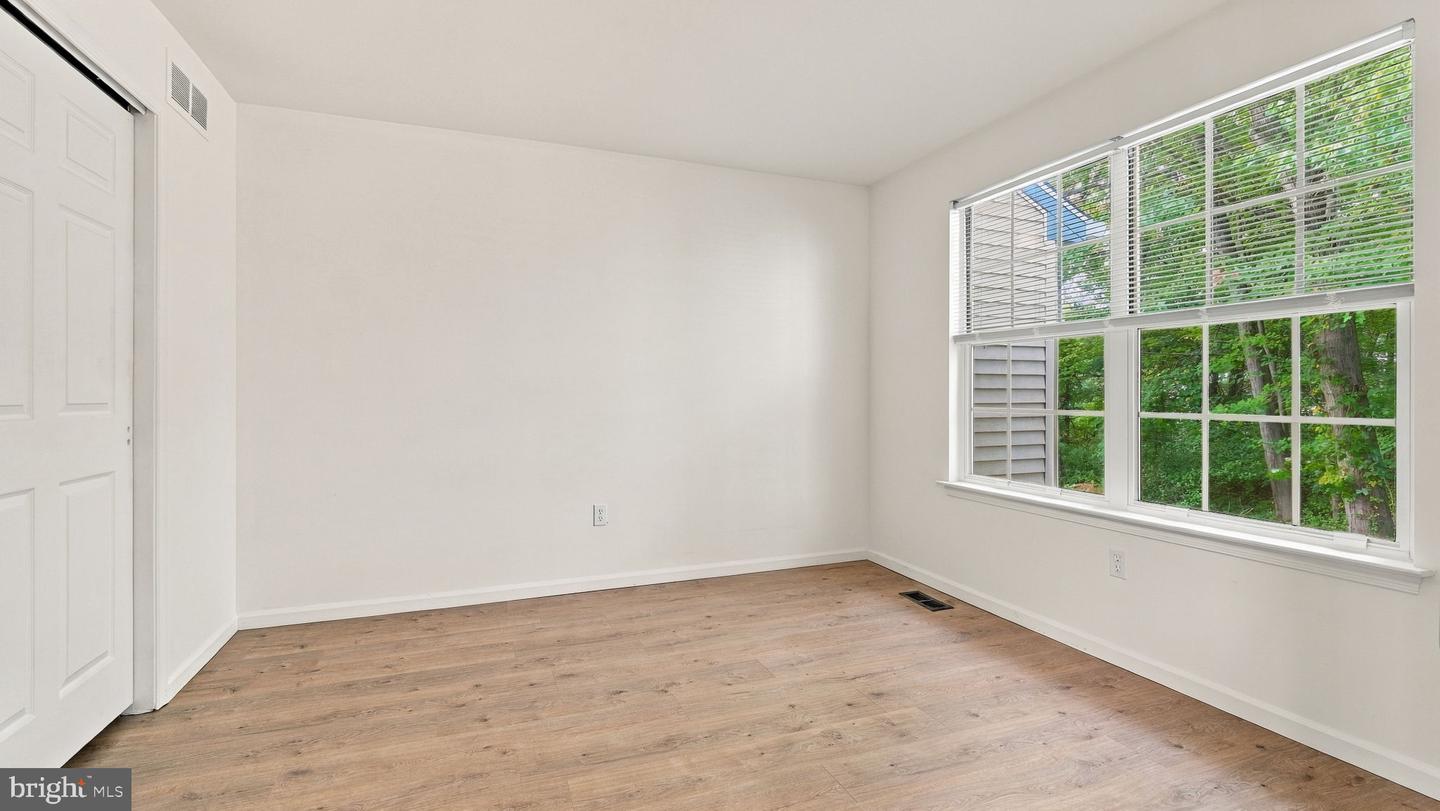 574 Frassetto Dr Property Photo 35