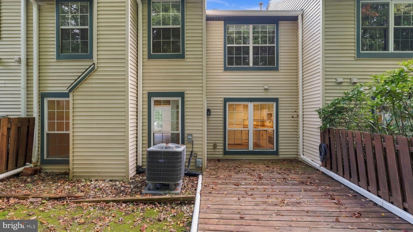 574 Frassetto Dr Property Photo 37