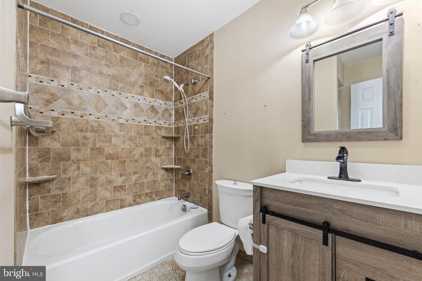 3545 Third Ave Property Photo 17