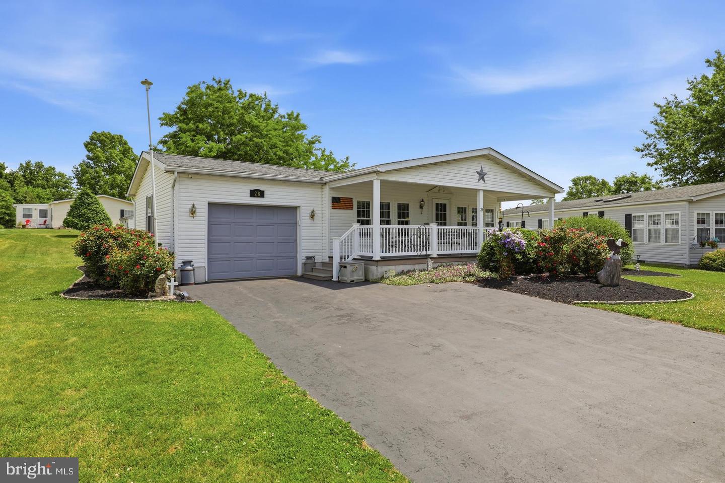 28 Williams Way Property Photo 1