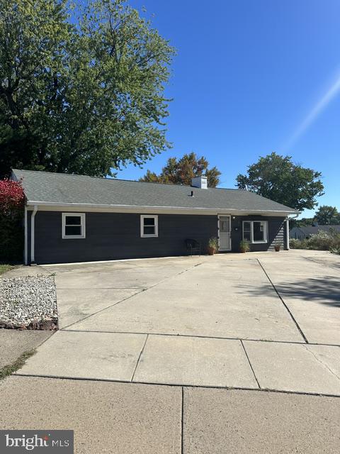 324 Devon Rd Property Photo 1