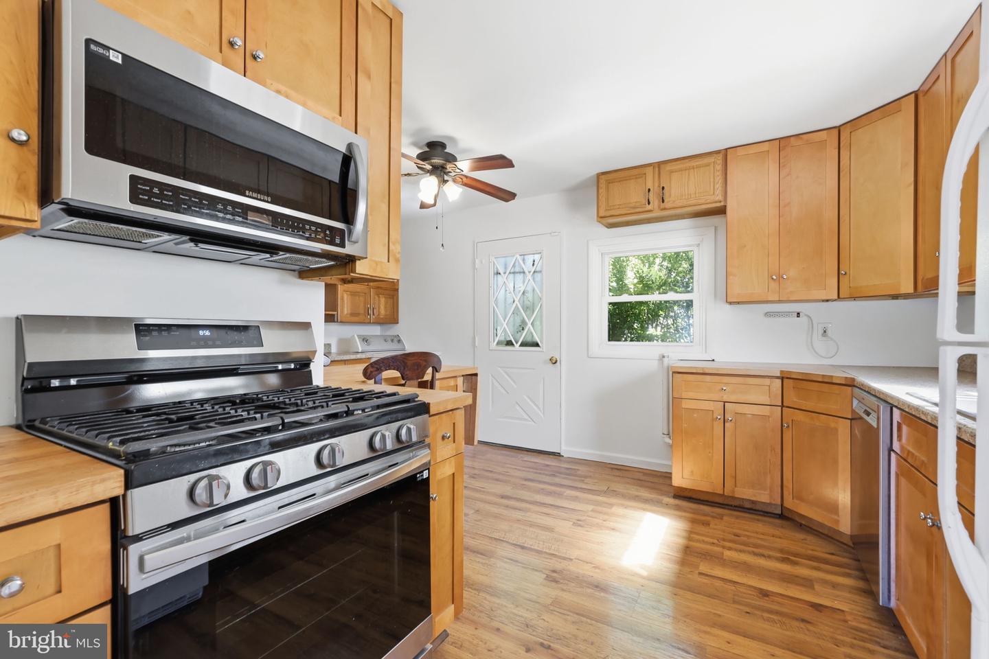 324 Devon Rd Property Photo 8
