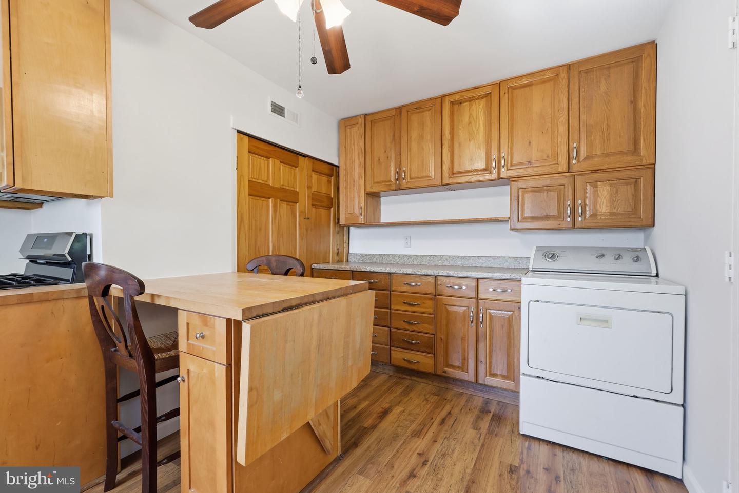 324 Devon Rd Property Photo 12