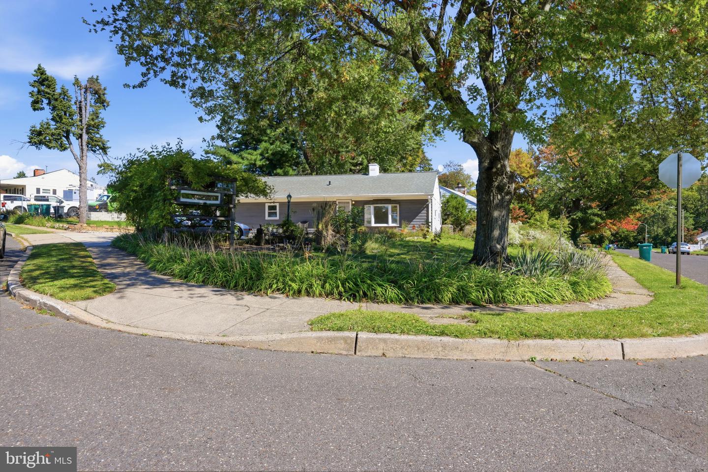 324 Devon Rd Property Photo 27