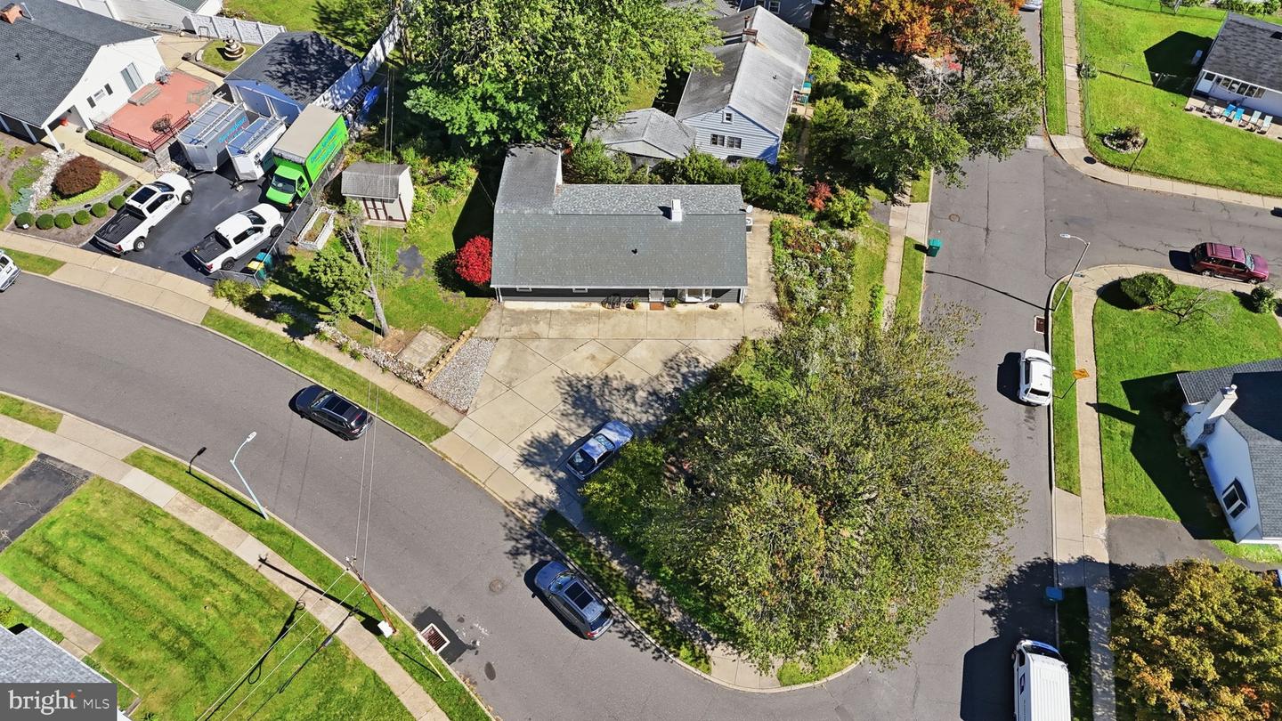324 Devon Rd Property Photo 28