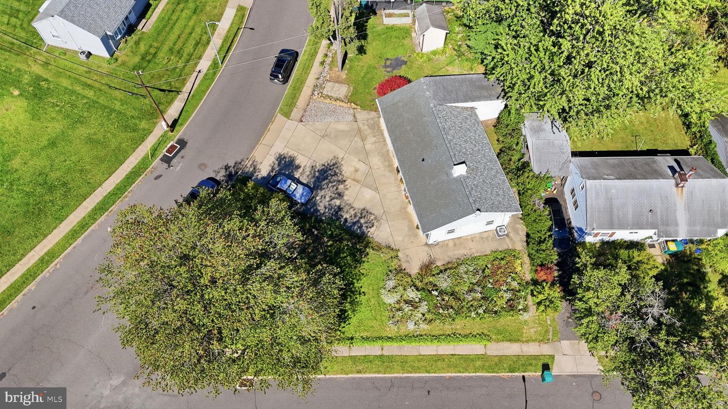 324 Devon Rd Property Photo 30