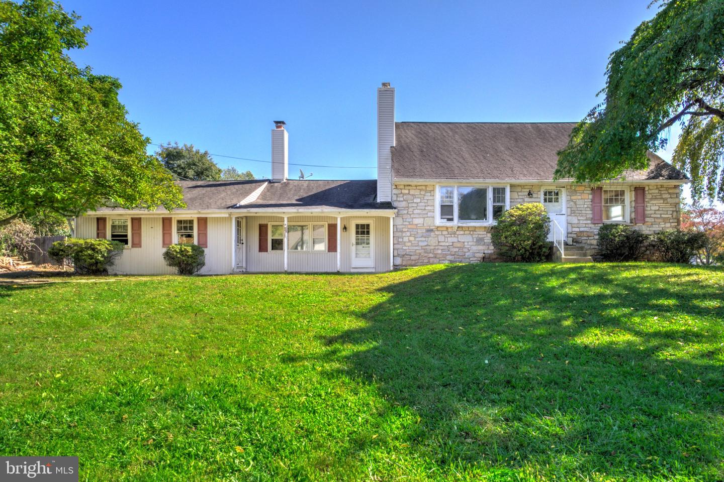 100 NEW JERSEY AVE Property Photo 1