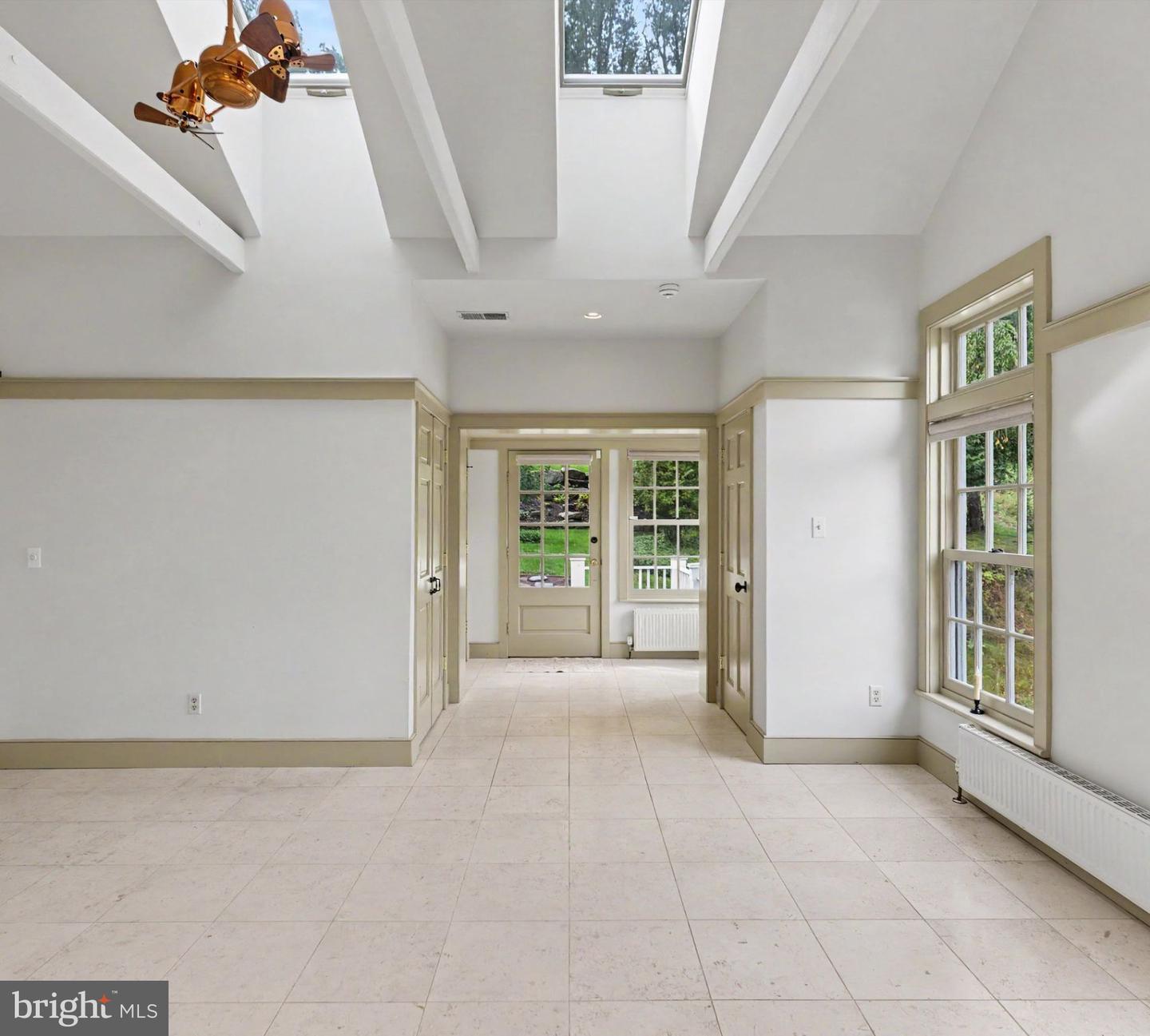 2969 River Rd Property Photo 35