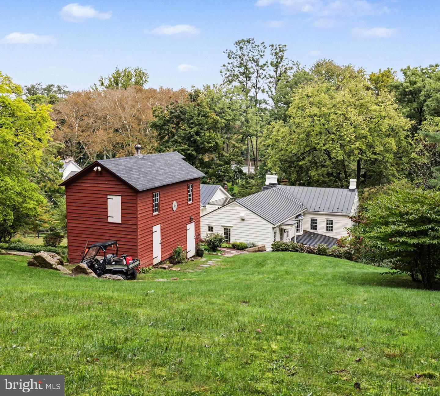 2969 River Rd Property Photo 56