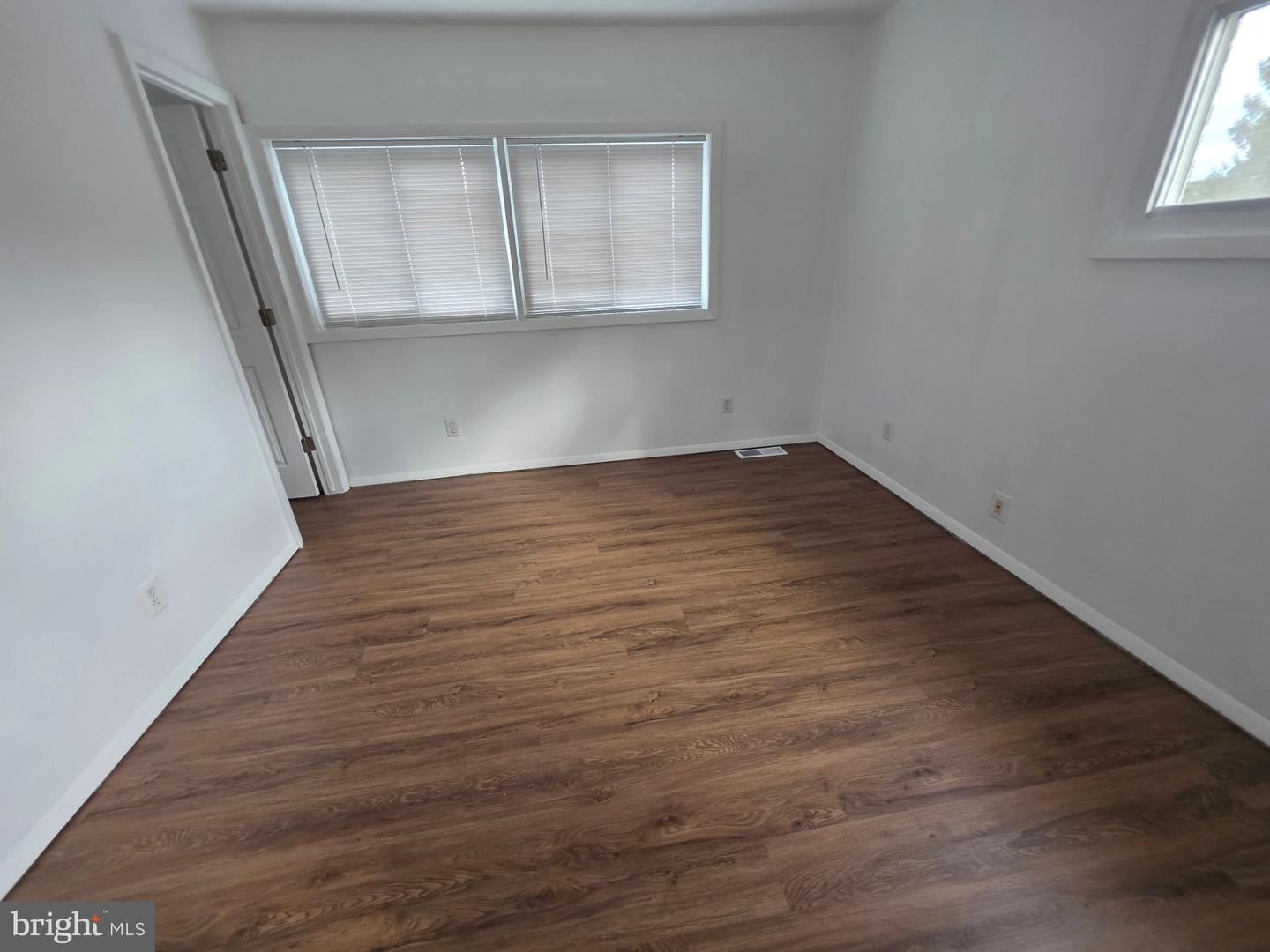513 W Butler Ave Property Photo 17