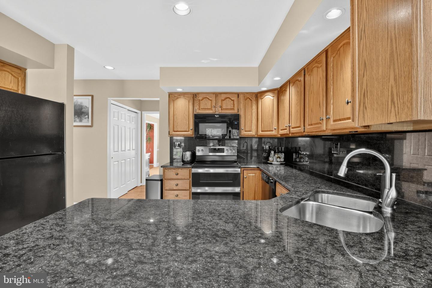 700 Fox Hollow Dr Property Photo 11