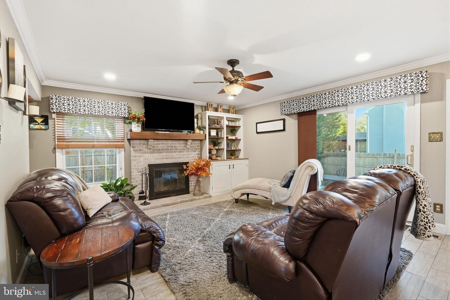 2093 E Wellington Rd Property Photo 4