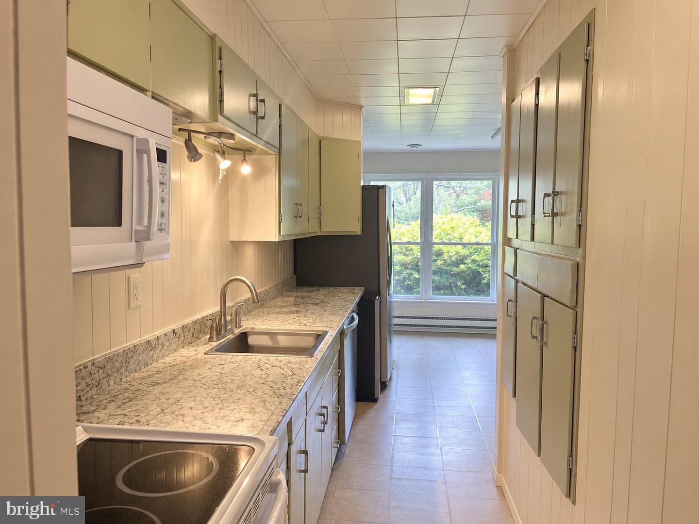 5940 ANNE DR Property Photo 1