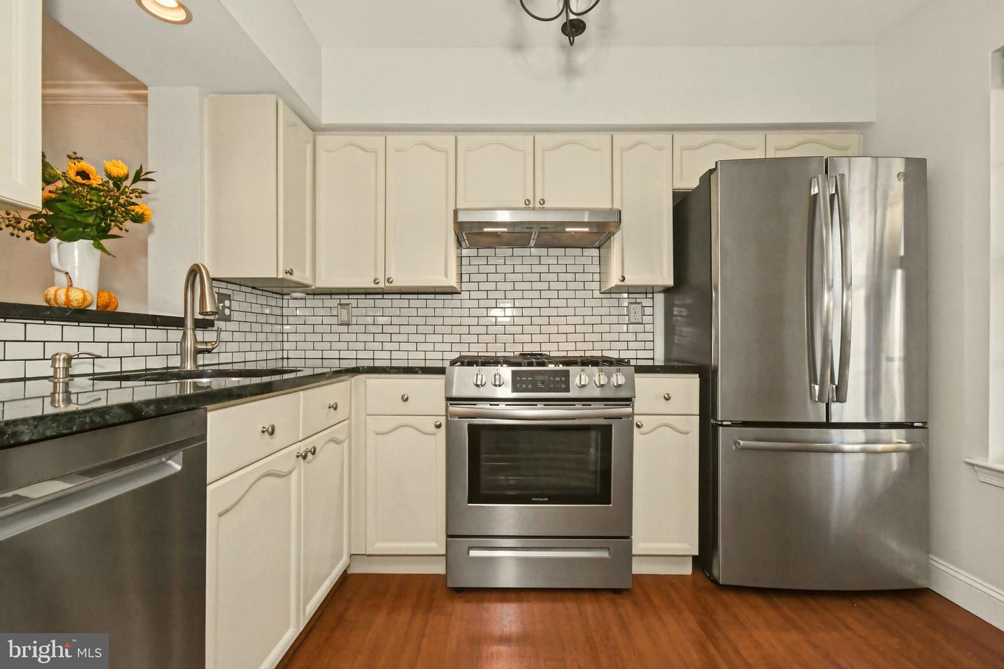 3621 Nancy Ward Cir Property Photo 4