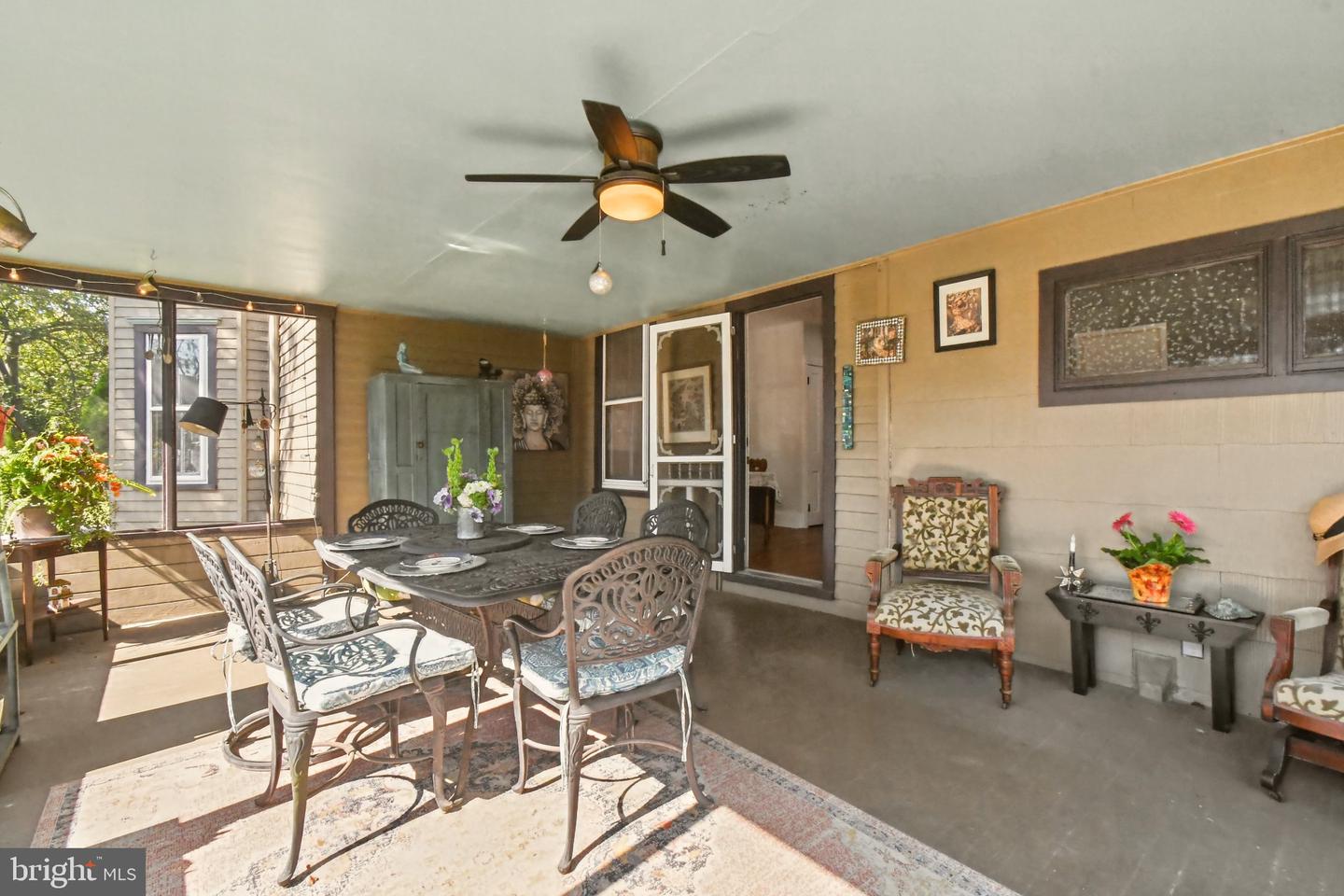 64 S Main St Property Photo 30