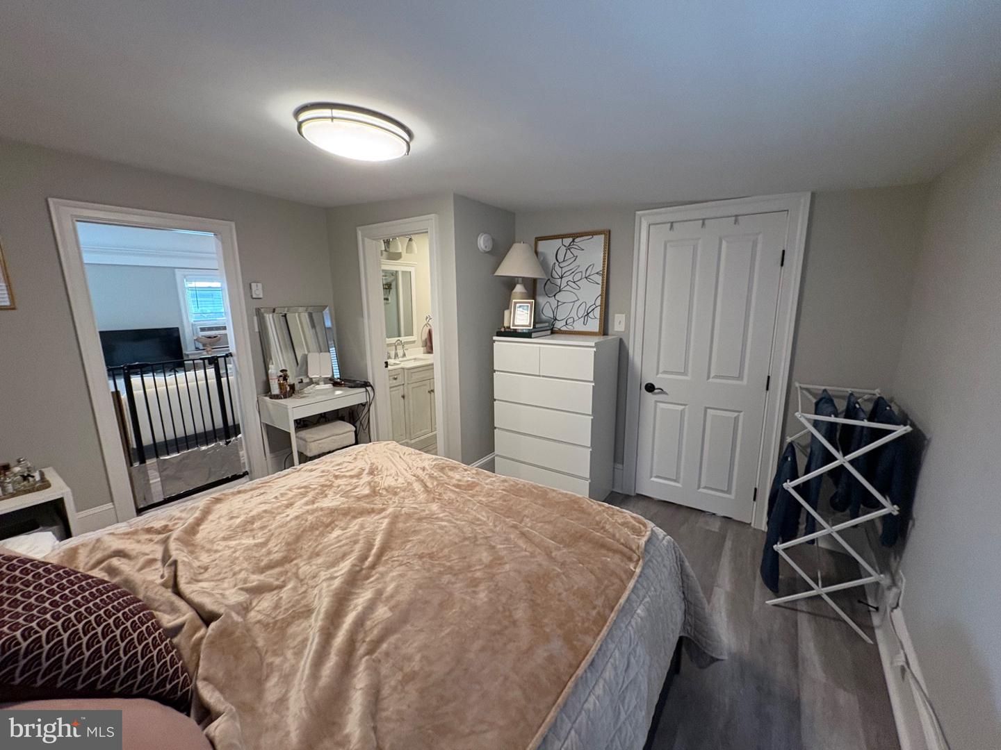 3 W Court St #4 Property Photo 15