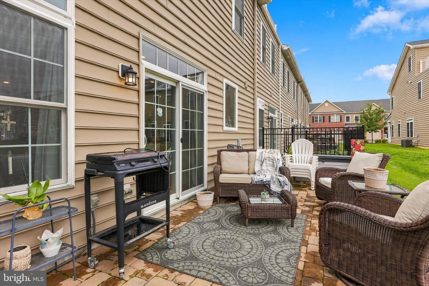 16708 River View Cir Property Photo 9